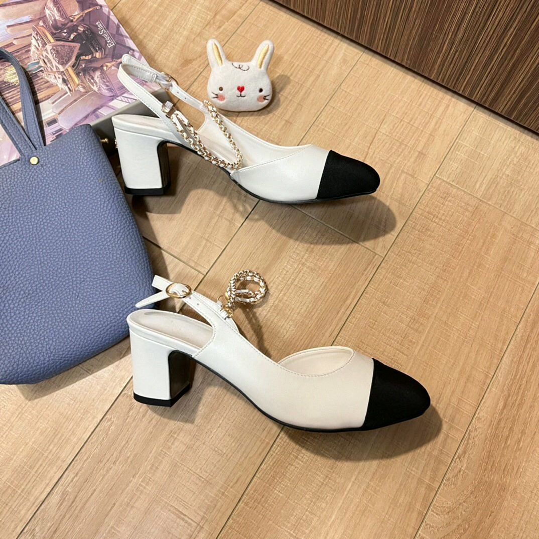 Women Shoes Sandals - Damskie czółenka z paskiem na pięcie,