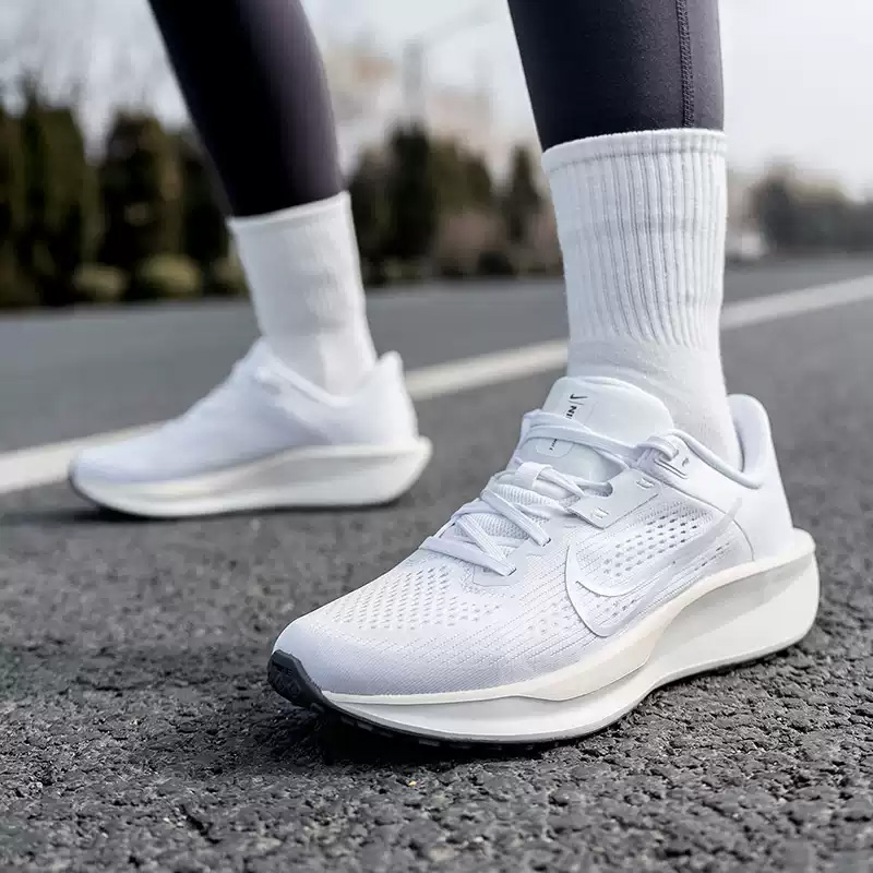 Damskie buty NIKE QEST 6 Mesh  – Women'S Shoes Nike Jordan recenzja i cena