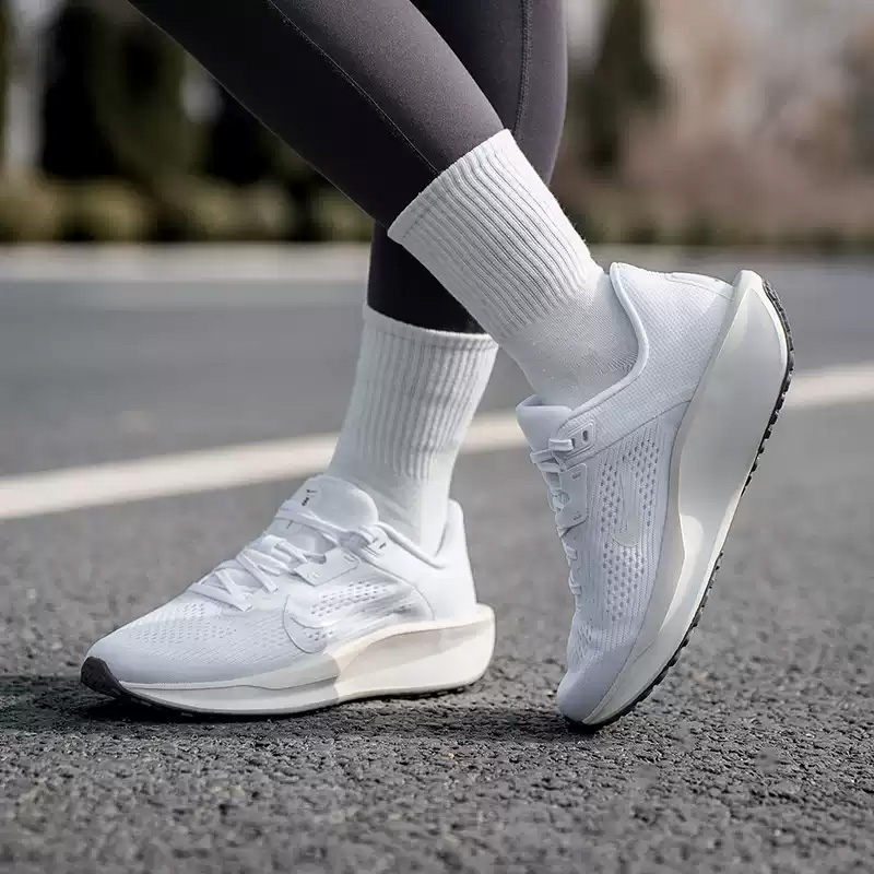 Damskie buty NIKE QEST 6 Mesh  – Women'S Shoes Nike Jordan recenzja i cena