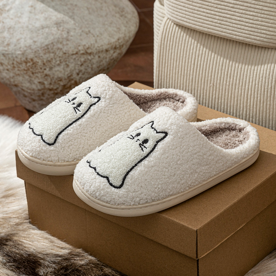 Urocze kapcie damskie z haftem – Women Shoes On Sale recenzja i cena